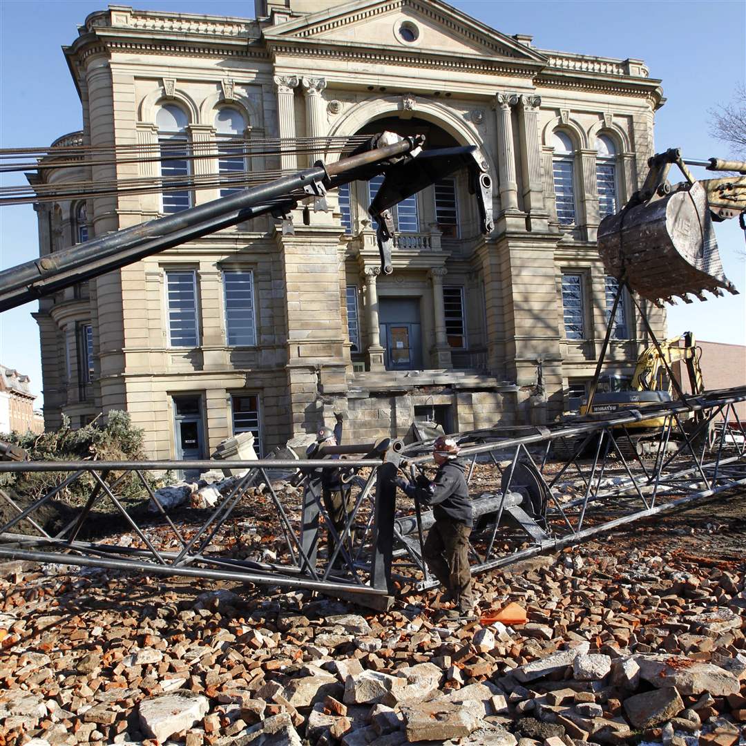 crane-rubble-seneca-demolition