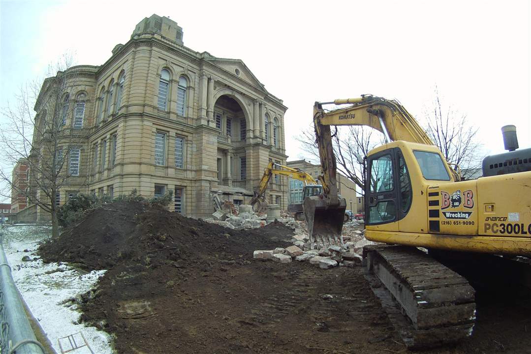 Courthouse-Demolition