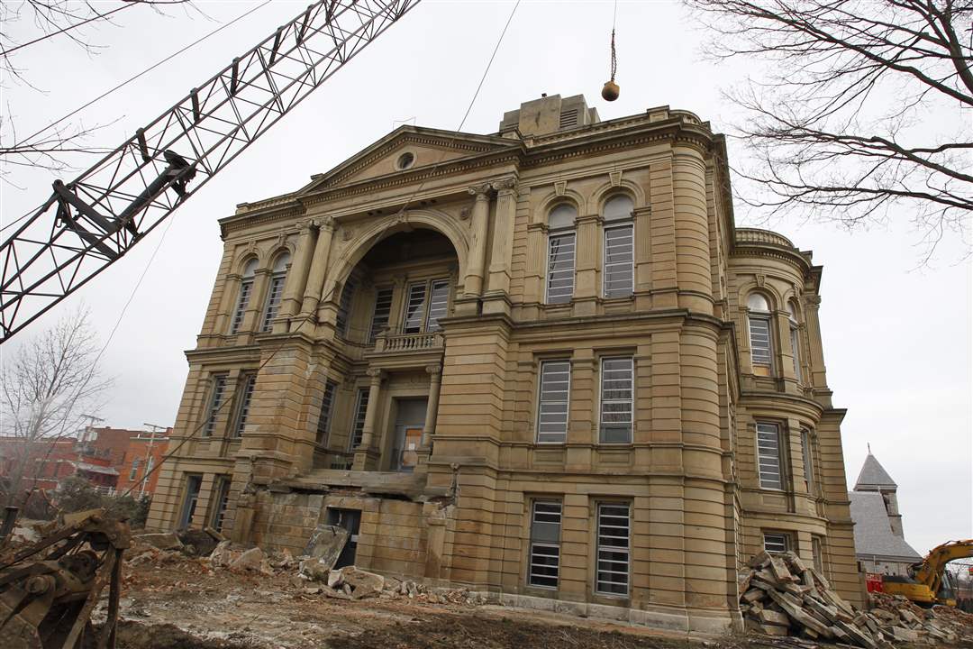 wrecking-ball-courthouse