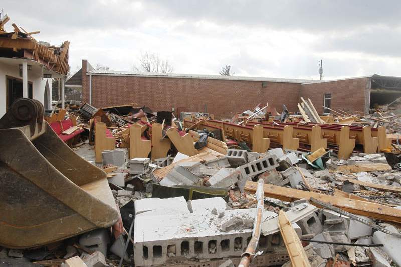 CTY-cloverdalestorm19p-church-debris