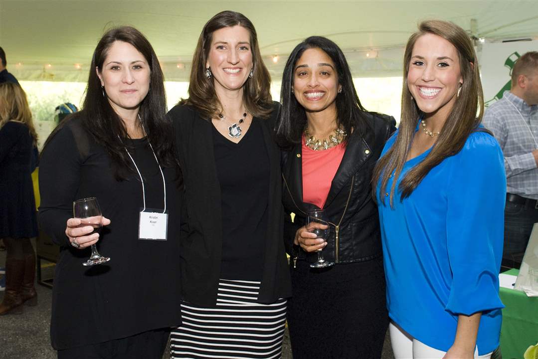 mvcds38-jpg-Kristin-Kiser