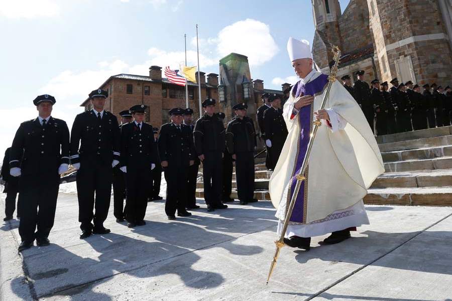 CTY-Collinsfuneral-bishop-thomas-leaving