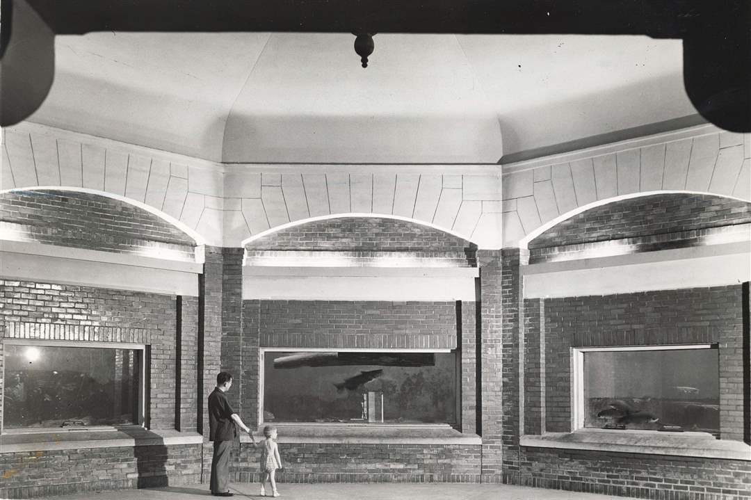 aquarium-1949