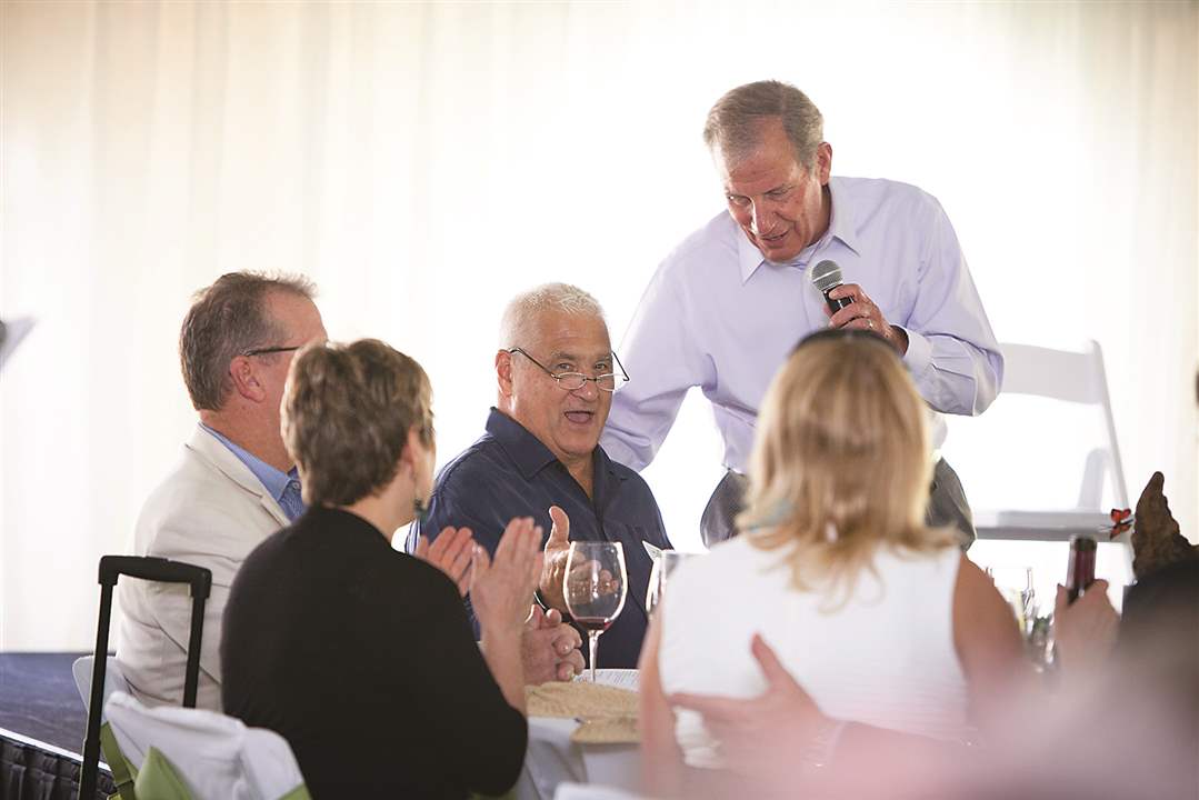 c6d5d336-645a-4f17-82cf-08197b32b3d8