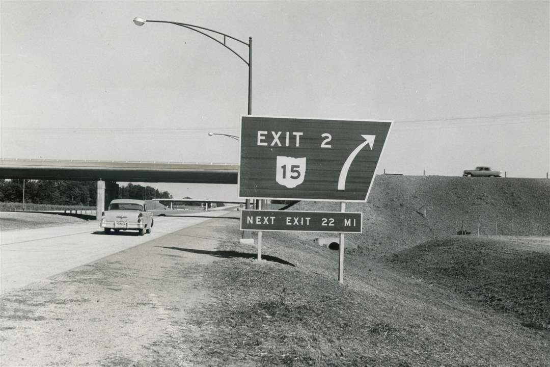 Ohio-Turnpike-1955