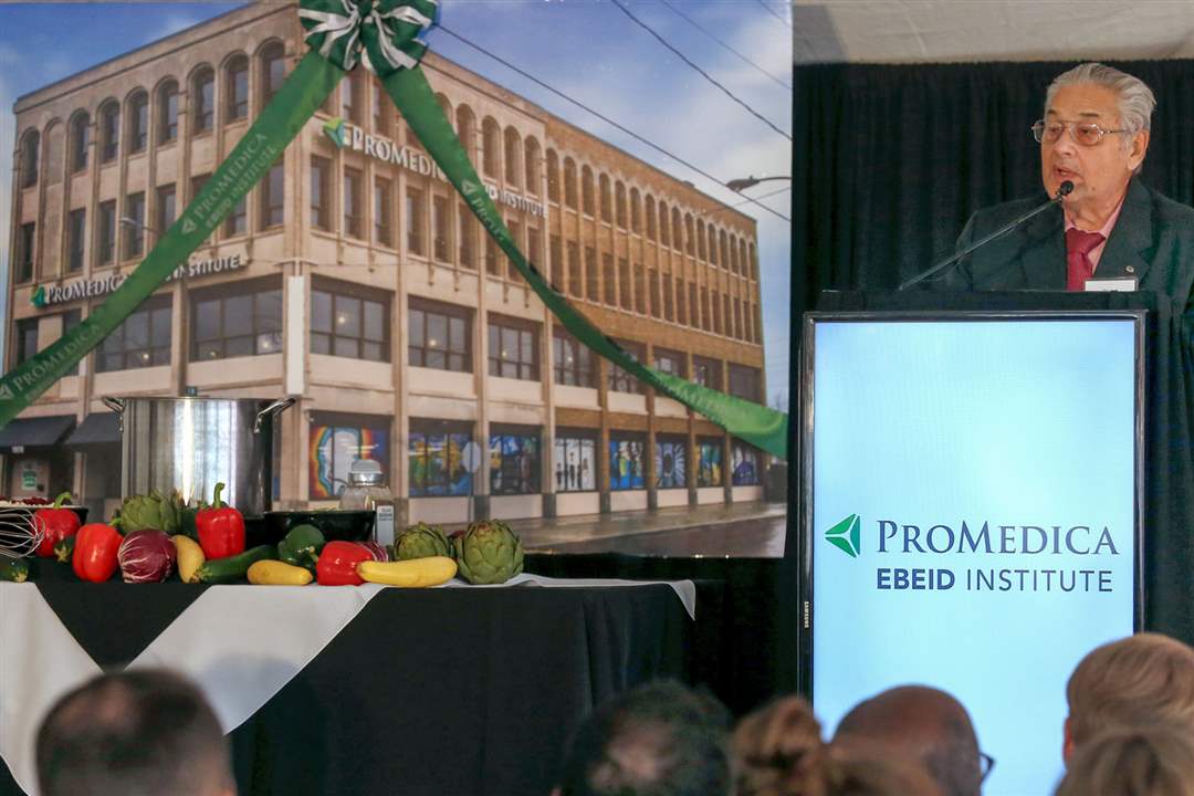 CTY-MARKET08pPhilanthropist-Russell-Eb