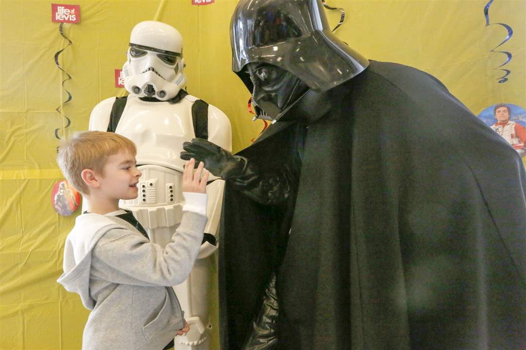 NBR-starwars14Evan-Barta-6-of-Wa