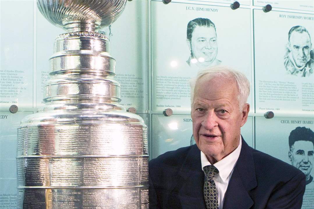 Obit-Gordie-Howe-cup-6-10