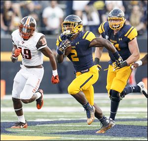 The Toledo football team looks to extend its seven-game winning streak over rival Bowling Green.