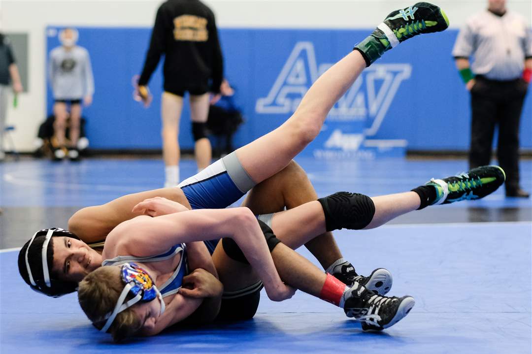 IN PICTURES NLL wrestling tournament The Blade