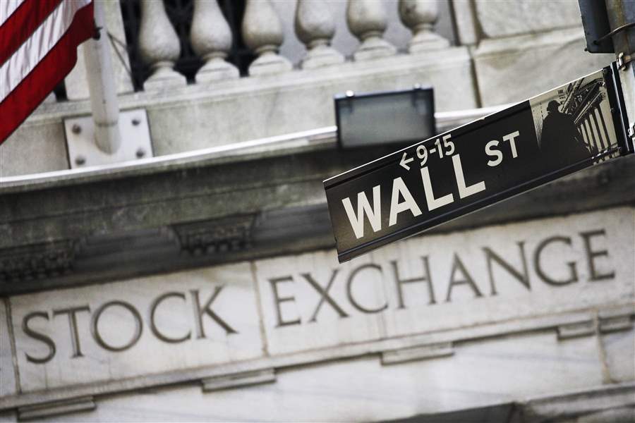 Financial-Markets-Wall-Street-1374