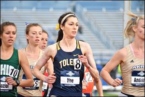University of Toledo distance runner Janelle Noe advanced to the NCAA track final Thursday with a personal-record time in the prelim race.